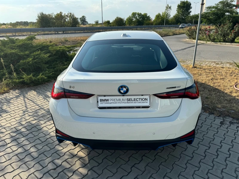 BMW i4 eDrive40 Гран Купе, снимка 8 - Автомобили и джипове - 47118614