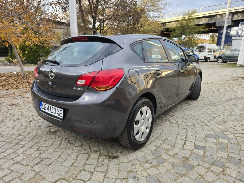 Opel Astra 1.4 i, снимка 8 - Автомобили и джипове - 47794403