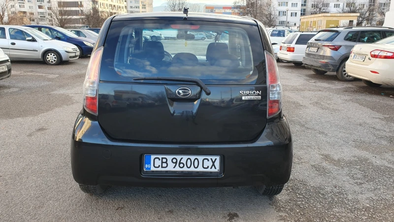 Daihatsu Sirion Фейслифт, снимка 5 - Автомобили и джипове - 48549090