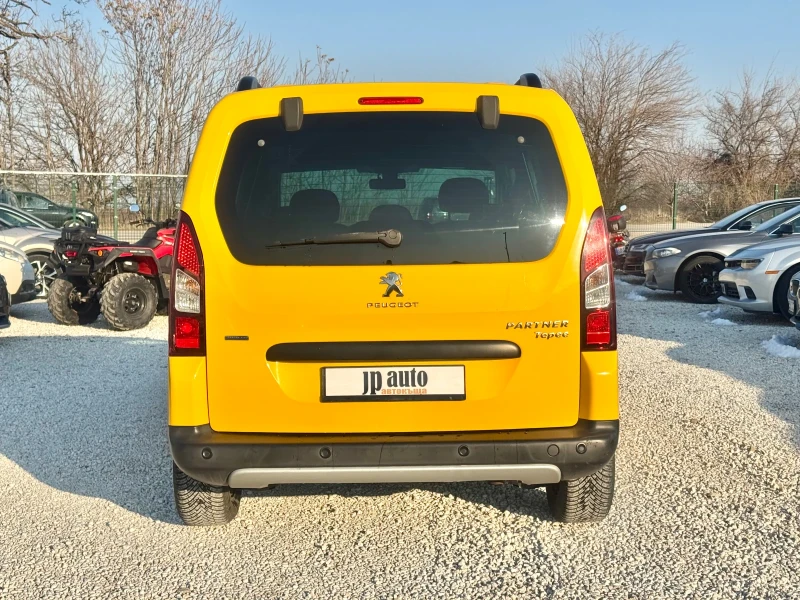 Peugeot Partner 6-скорости, снимка 6 - Автомобили и джипове - 49246359