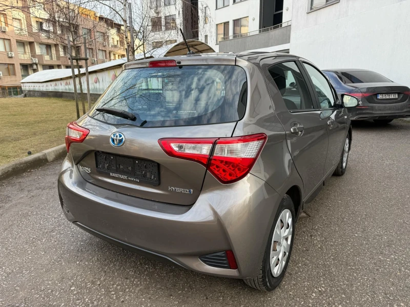 Toyota Yaris 1.5 HYBRID / NAVI, снимка 7 - Автомобили и джипове - 49323478