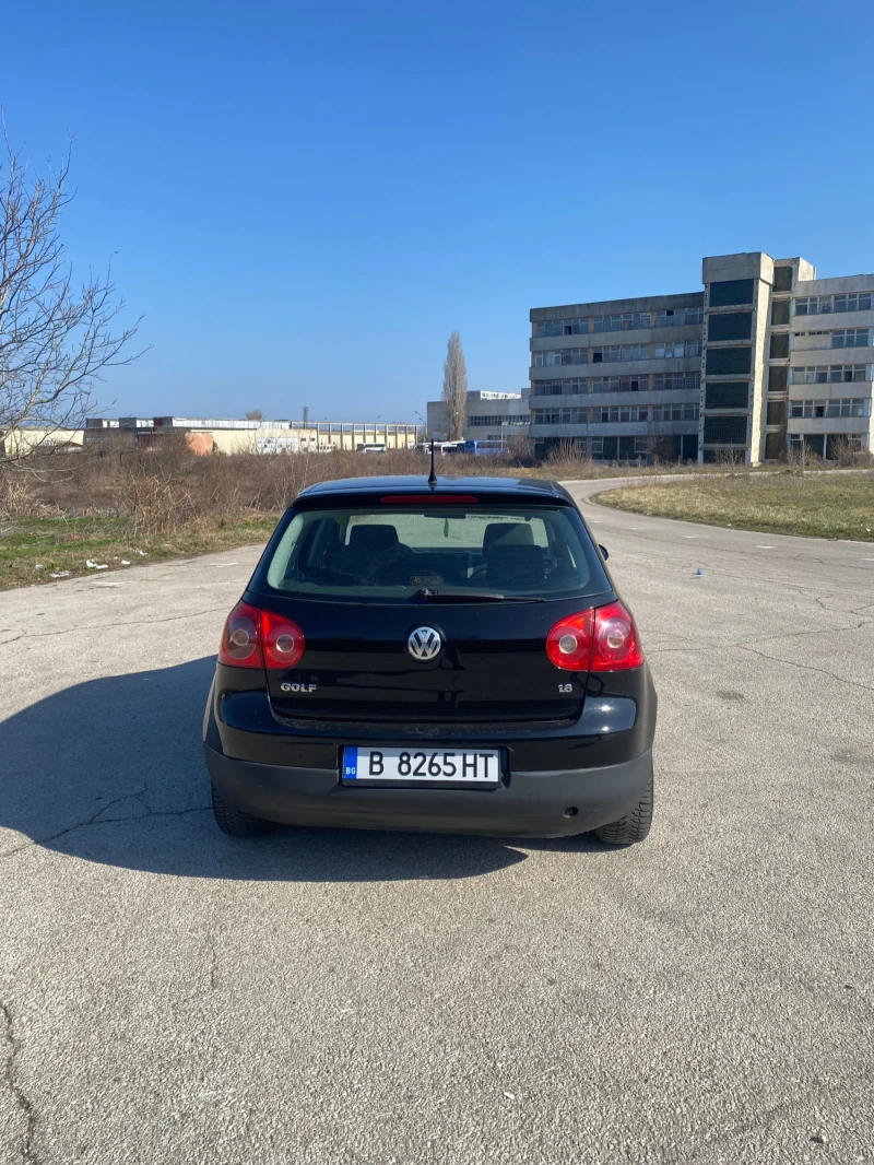 VW Golf 1.6 102к.с., снимка 3 - Автомобили и джипове - 49435769