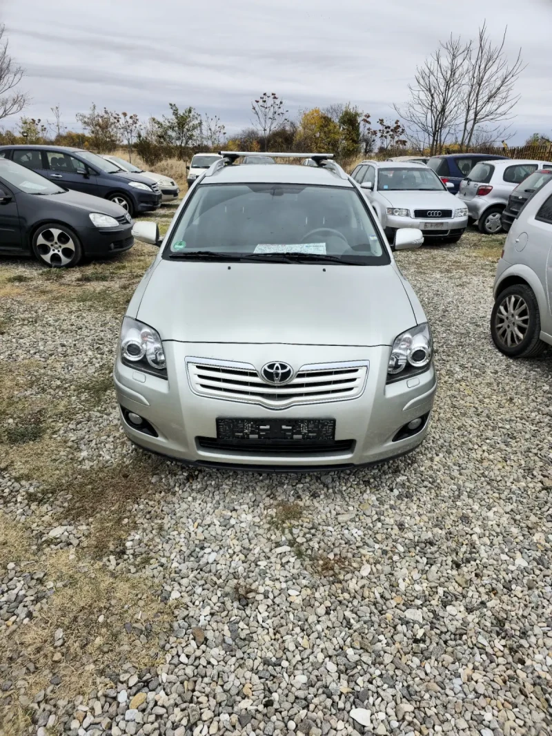 Toyota Avensis 2.0, снимка 1 - Автомобили и джипове - 49482211