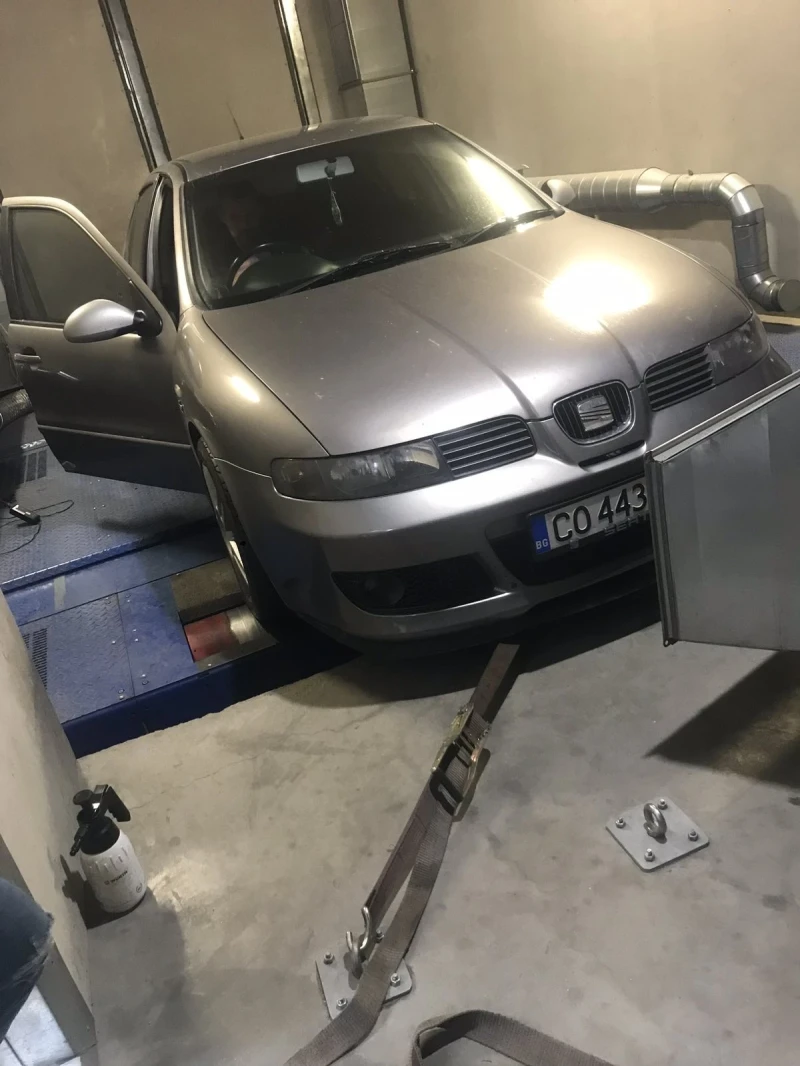 Seat Leon ARL, снимка 2 - Автомобили и джипове - 49504757