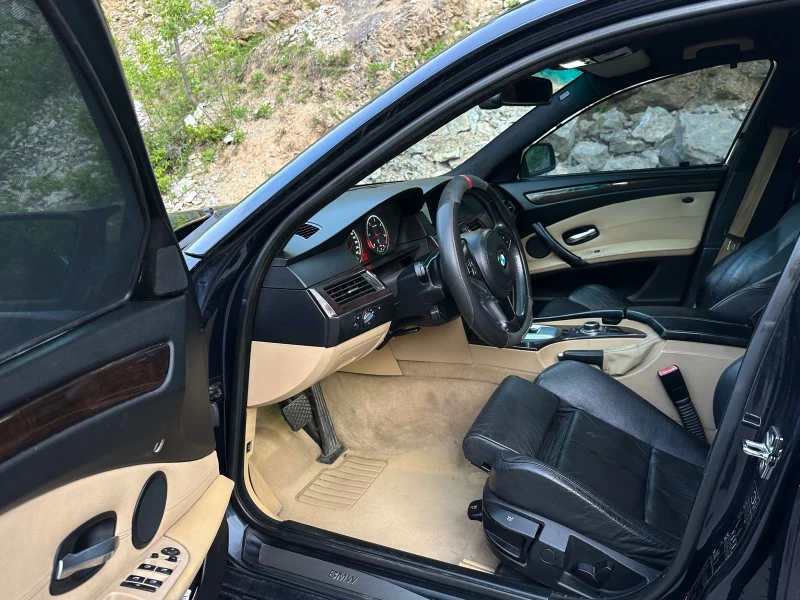 BMW 525 Facelift , снимка 9 - Автомобили и джипове - 50308497