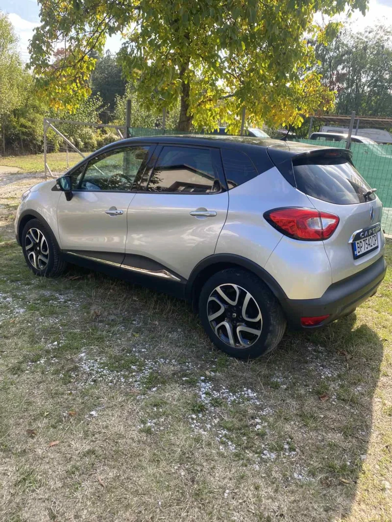 Renault Captur 1.5dci, снимка 3 - Автомобили и джипове - 52124823