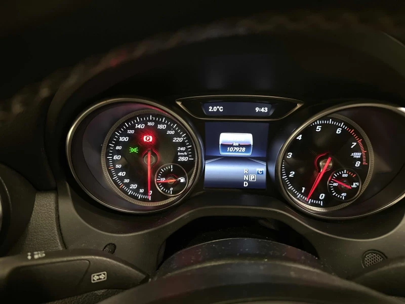 Mercedes-Benz CLA 250 AMG-line* 4M* Камера* Пано* Подгрев* Ambient* Carp, снимка 8 - Автомобили и джипове - 52332903
