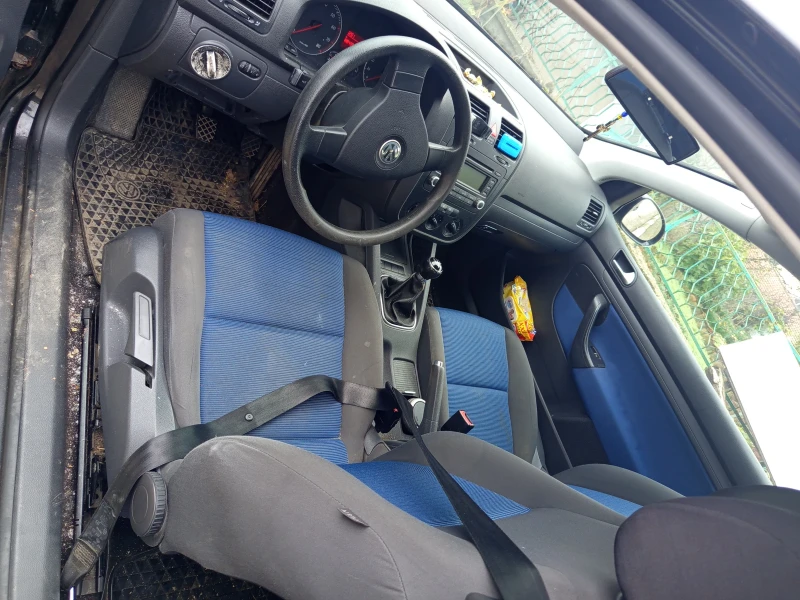 VW Golf 1.4i, снимка 8 - Автомобили и джипове - 52494236