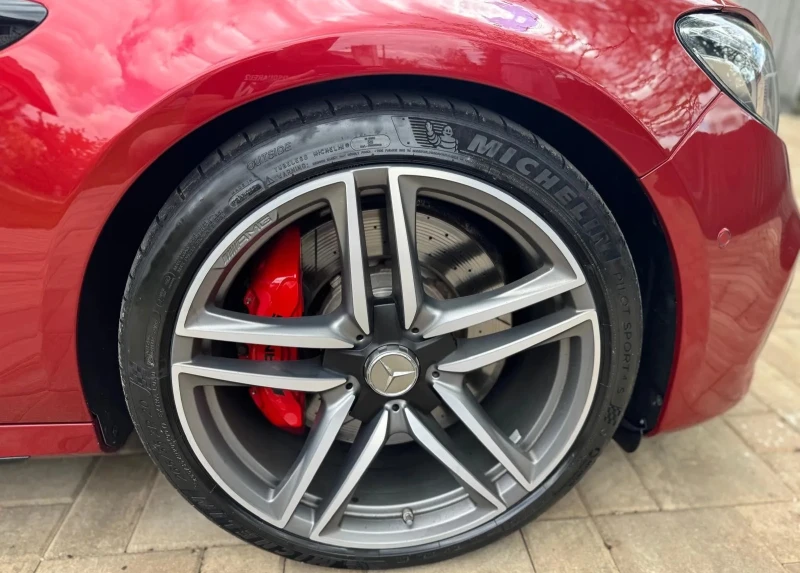 Mercedes-Benz E 63 AMG S 4Matic+ , снимка 5 - Автомобили и джипове - 52525859