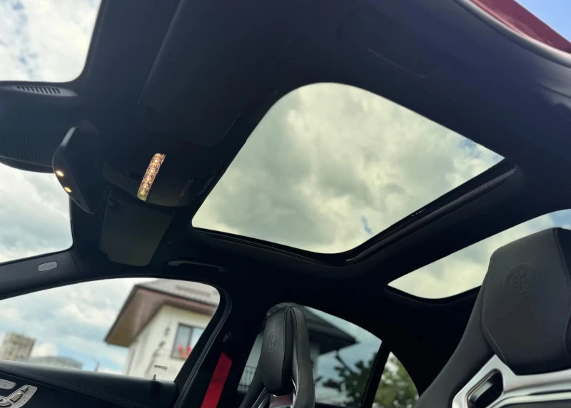 Mercedes-Benz E 63 AMG S 4Matic+ , снимка 10 - Автомобили и джипове - 52525859