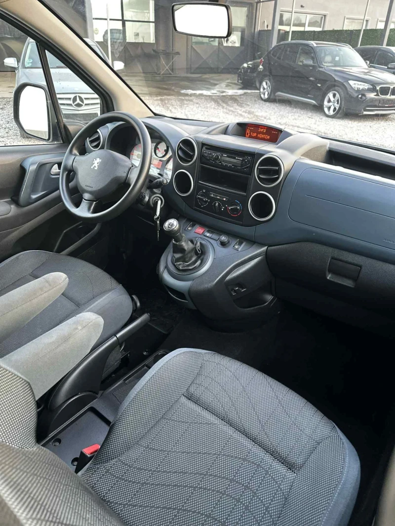 Peugeot Partner, снимка 8 - Автомобили и джипове - 52552967