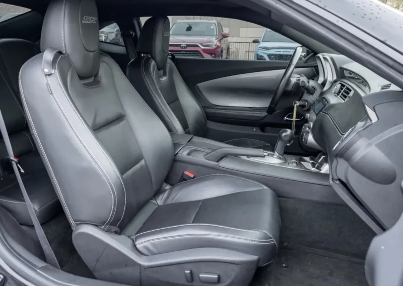 Chevrolet Camaro 2SS * * АВТОМАТИК * * ПОДГРЕВИ * * БЕЗ ИНЦИДЕНТИ *, снимка 13 - Автомобили и джипове - 52842463