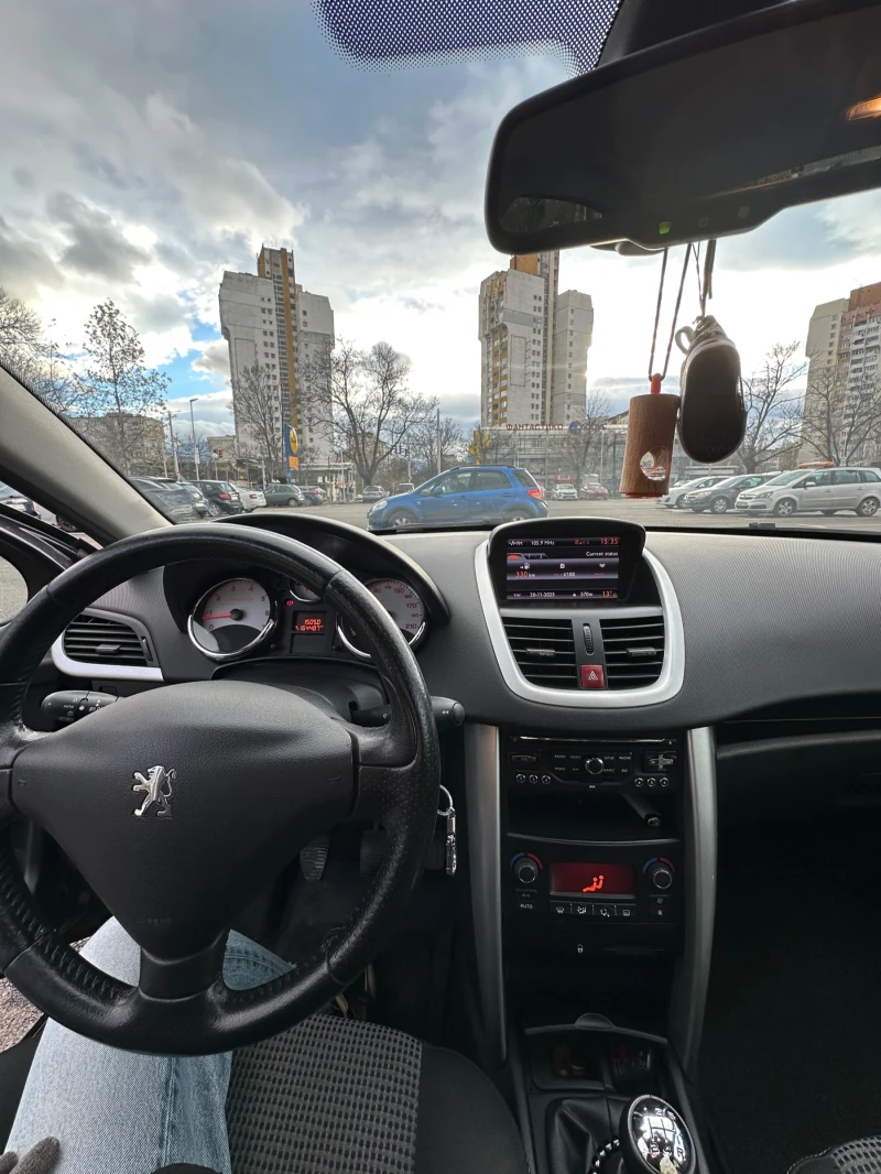 Peugeot 207 Lion edition, снимка 8 - Автомобили и джипове - 53041401