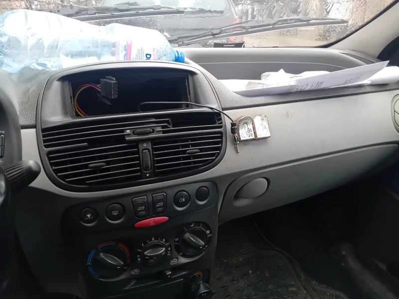 Fiat Punto 1900, снимка 11 - Автомобили и джипове - 53241632