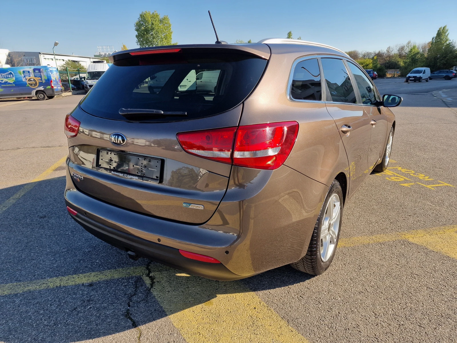 Kia Ceed SW 1.0 TGDI 79800 km. - изображение 4