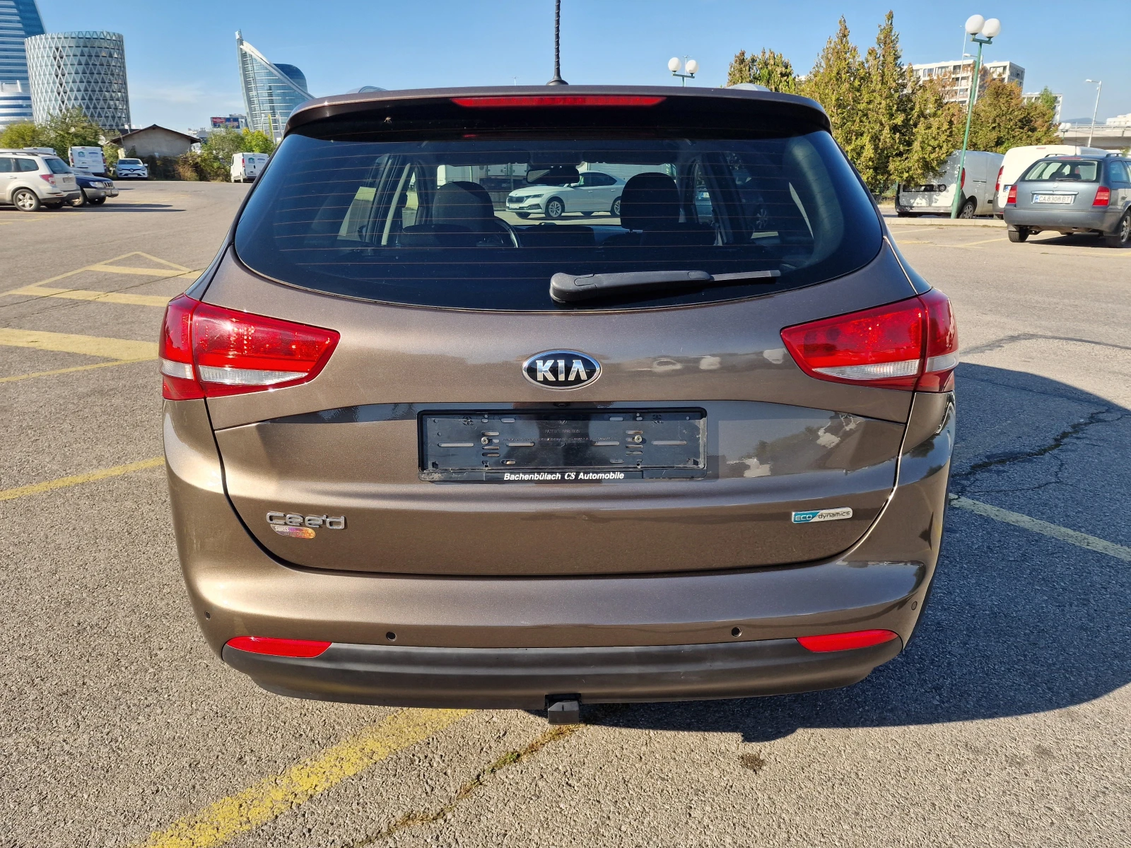 Kia Ceed SW 1.0 TGDI 79800 km. - изображение 5