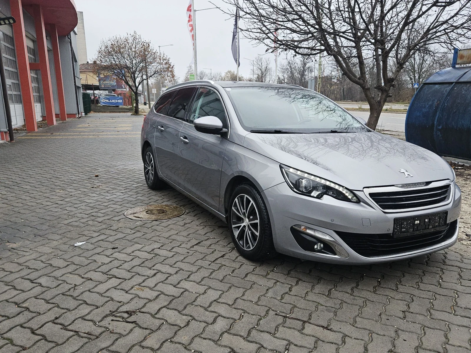 Peugeot 308 1.6hdi--ALLURE-AUTOMAT - изображение 2