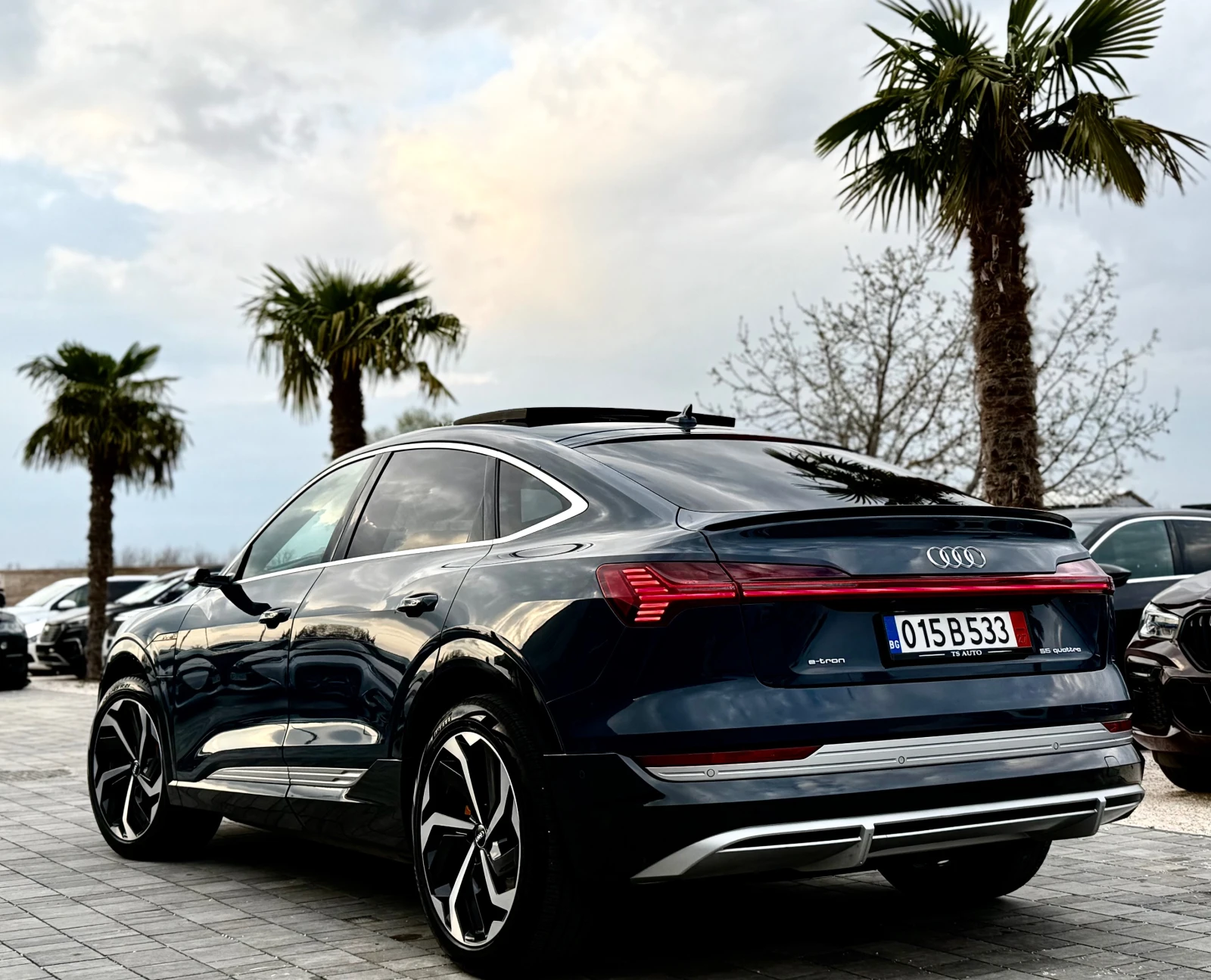 Audi E-Tron 55* 3XS-LINE* MAX FULL* SPORT BACK - изображение 4