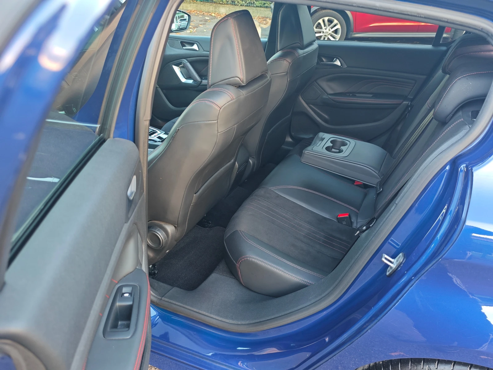 Peugeot 308 GT-Line/Automat/Panorama/Navi/Leder/CH | Mobile.bg   8