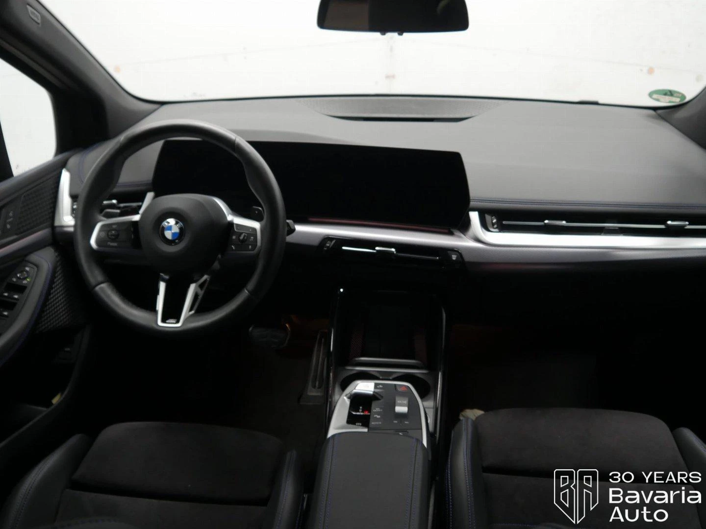 BMW 216 i Active Tourer M Sport Paket Steptronic - изображение 6