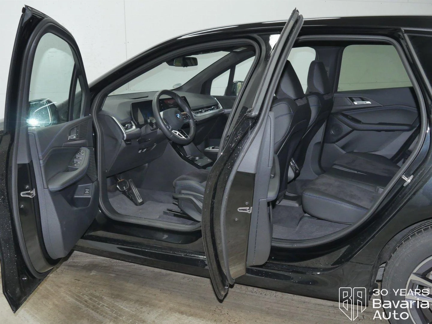 BMW 216 i Active Tourer M Sport Paket Steptronic - изображение 5