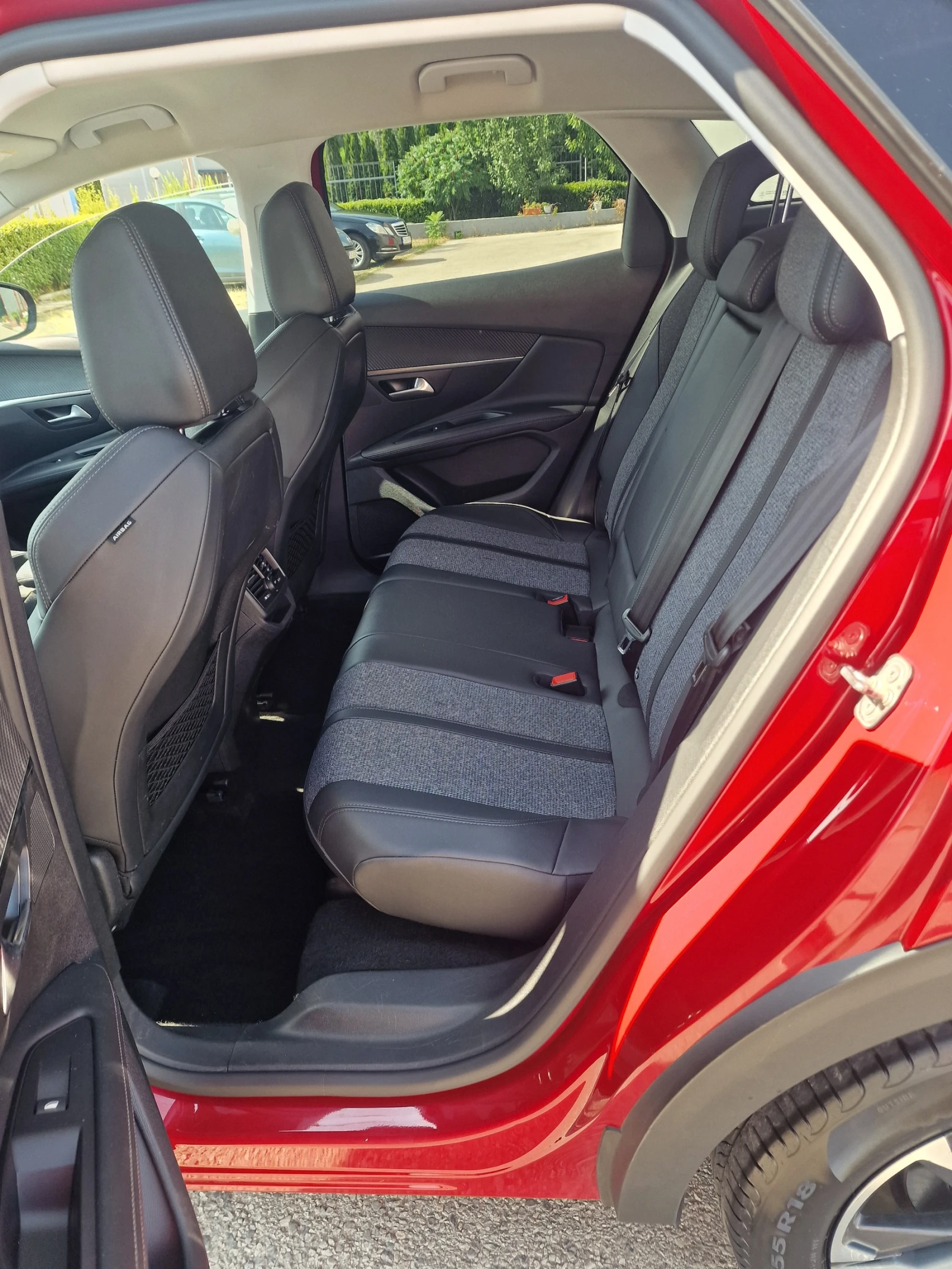 Peugeot 3008 1.5 Blue HDI ALLURE | Mobile.bg   9