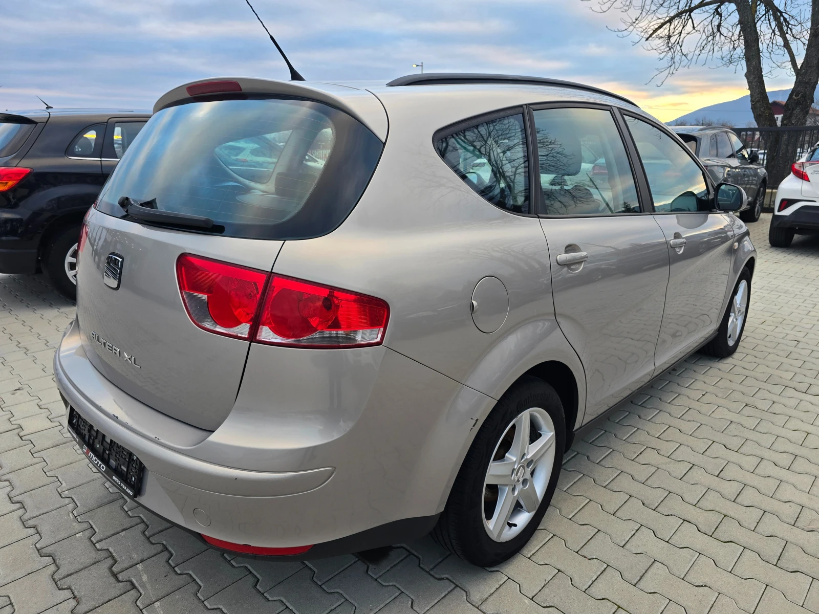 Seat Altea XL 1.6TDI, 105к.с., 2011г. - изображение 2