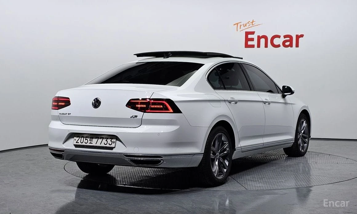VW Passat  - изображение 2