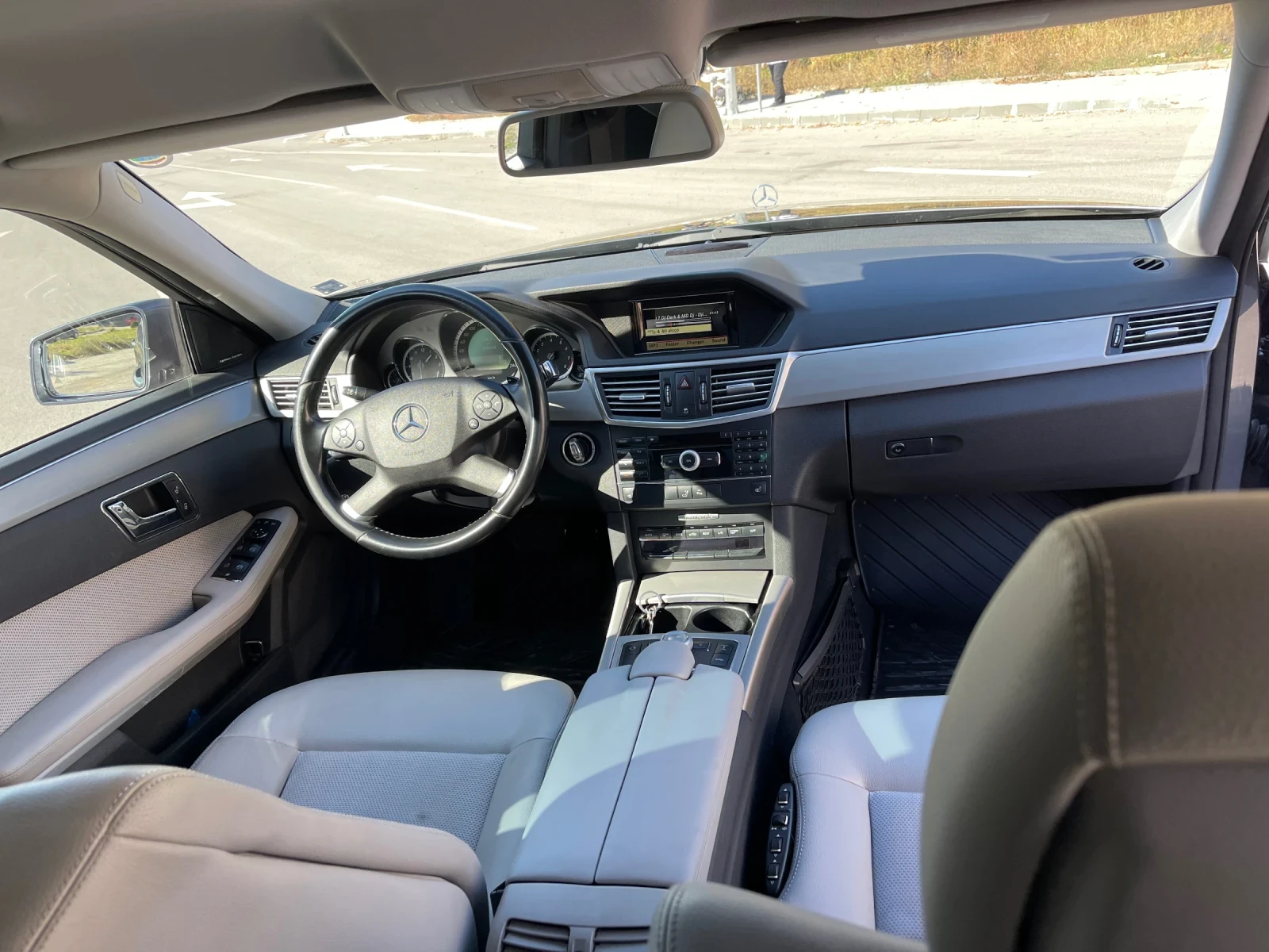 Mercedes-Benz E 350 Купена НОВА в България | КОМЕНТАР ПО ЦЕНА, снимка 10 - Автомобили и джипове - 53804535