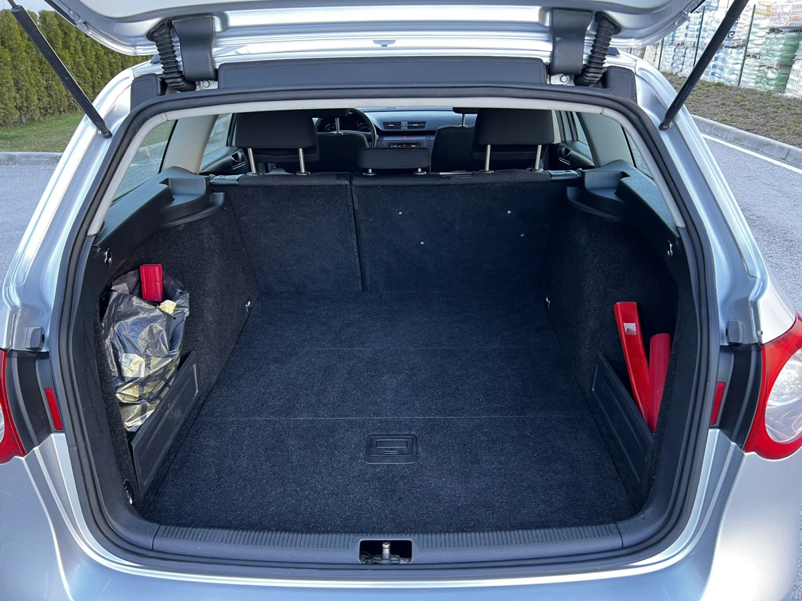 VW Passat 2.0 TDI, снимка 11 - Автомобили и джипове - 53882055