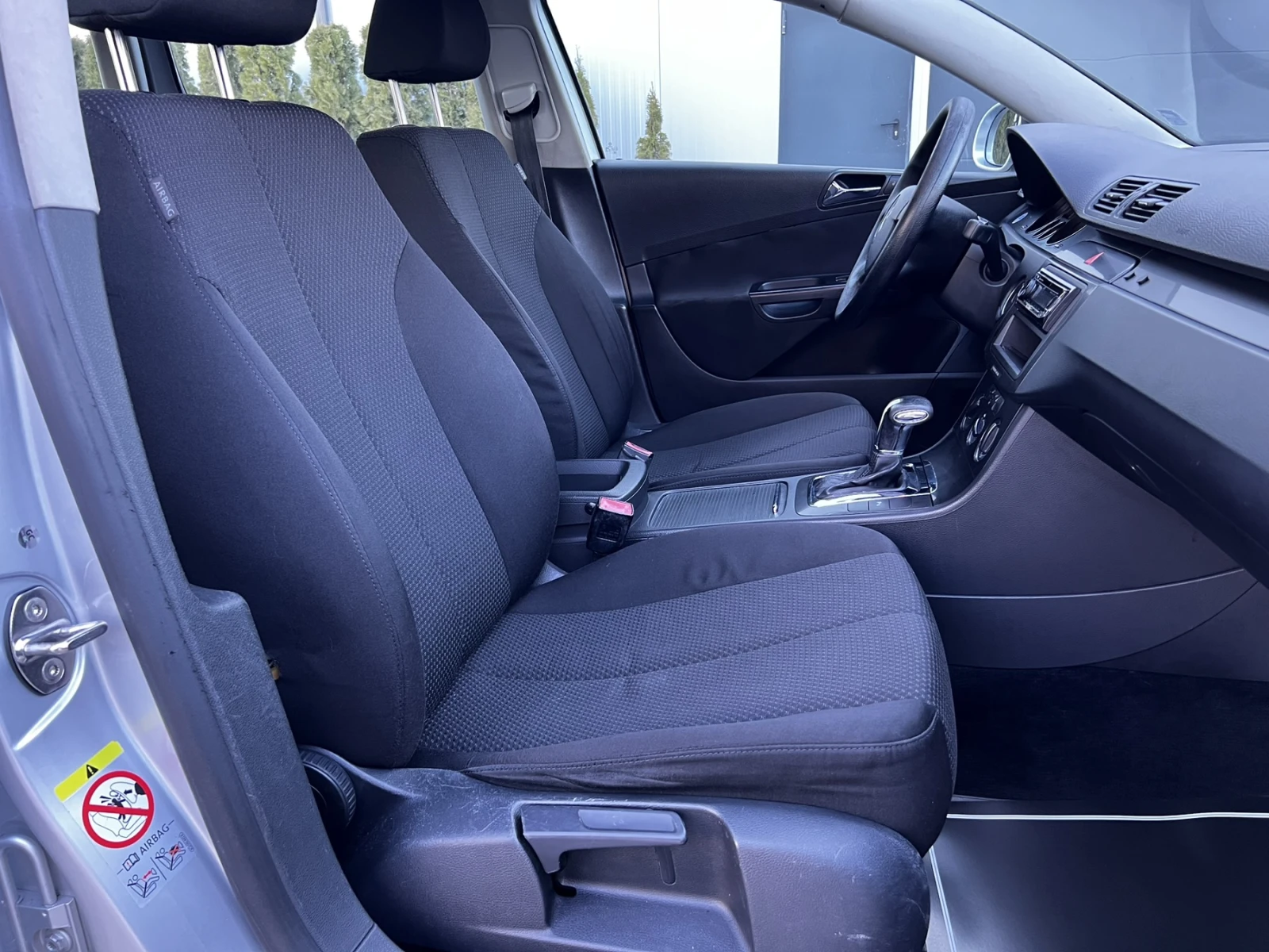 VW Passat 2.0 TDI, снимка 12 - Автомобили и джипове - 53882055