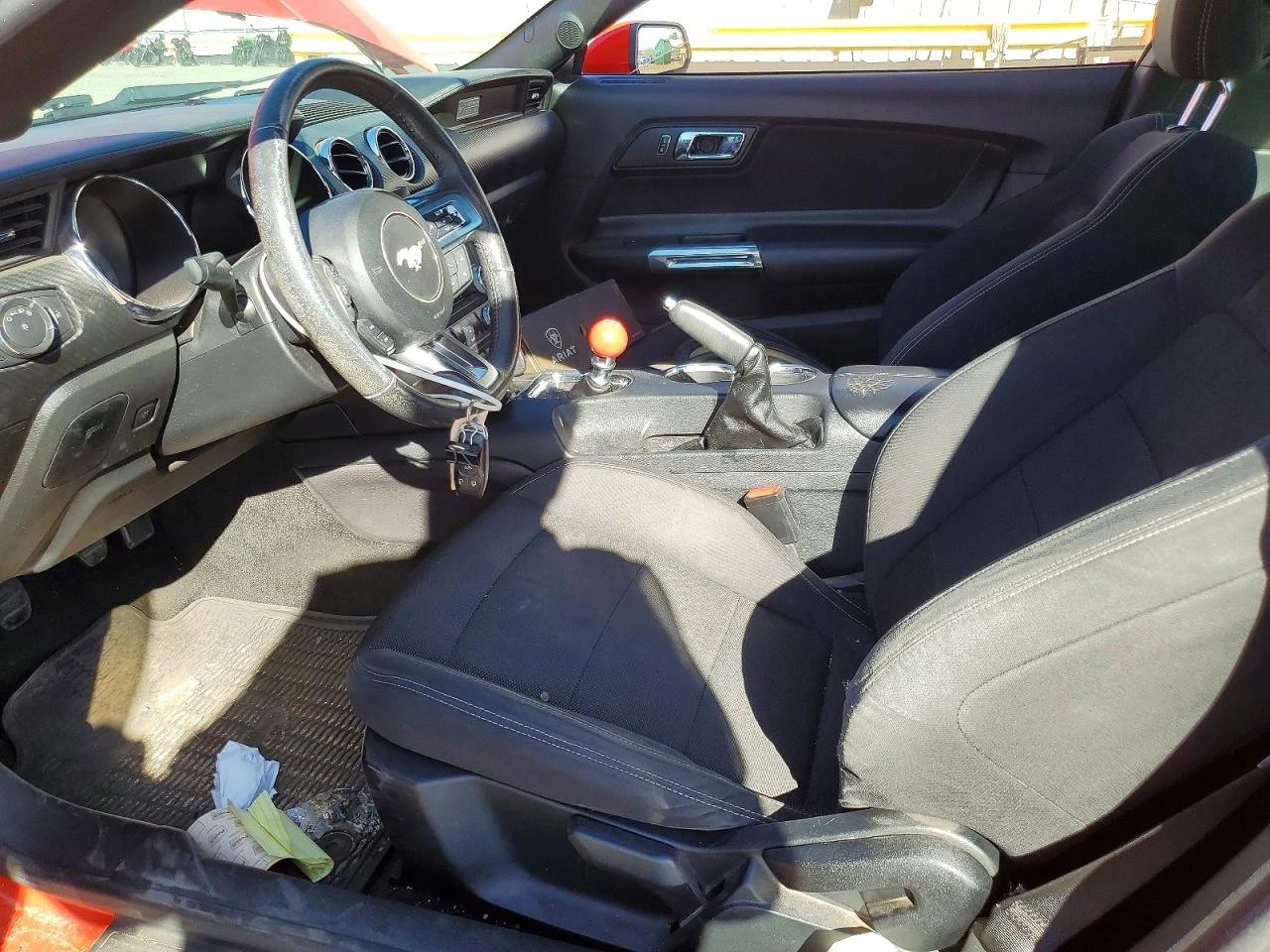 Ford Mustang 3.7l, снимка 7 - Автомобили и джипове - 54002353