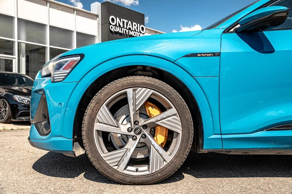 Audi E-Tron * QUATTRO* TECHNIK* SPORTBACK* , снимка 2 - Автомобили и джипове - 54183350