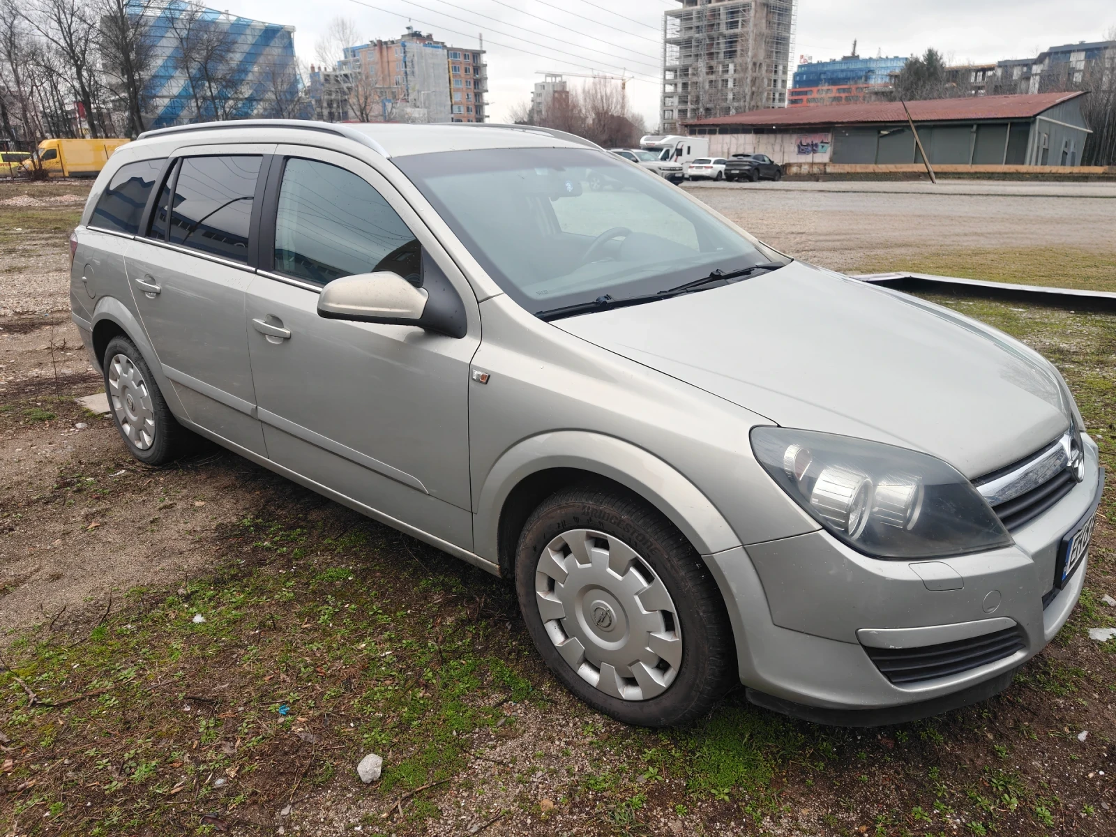 Opel Astra H Caravan , снимка 2 - Автомобили и джипове - 54566279