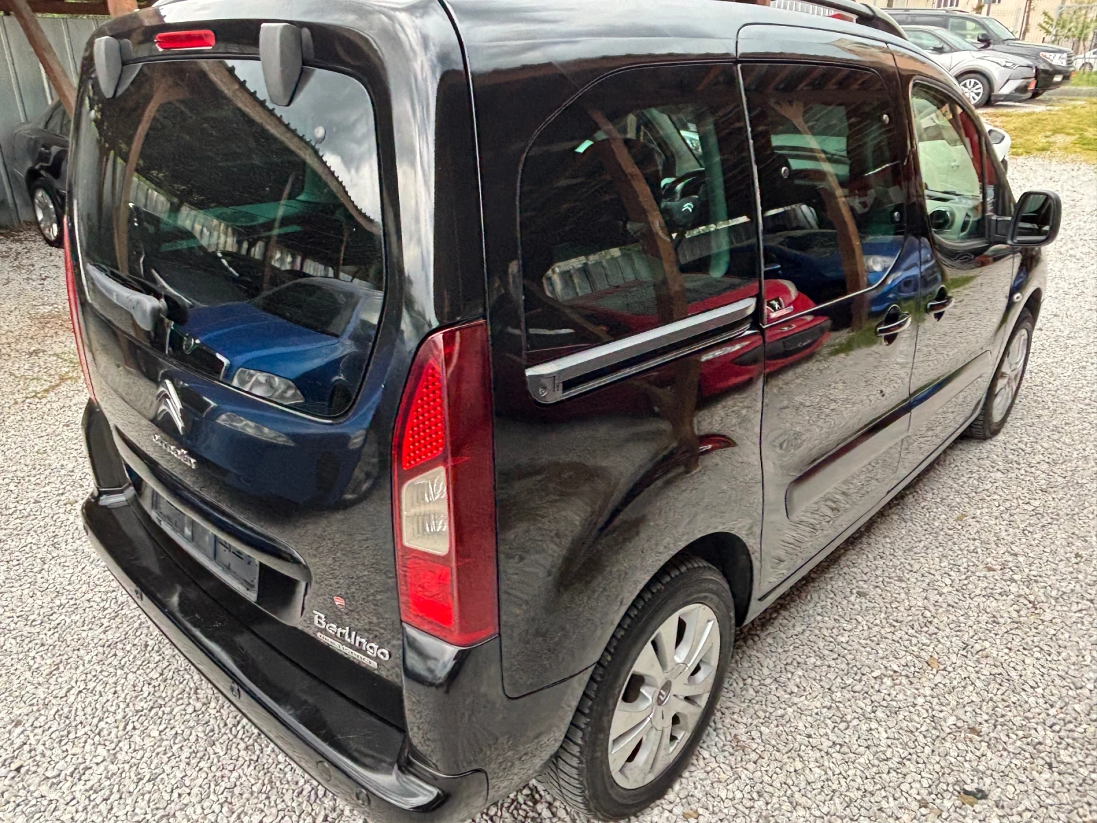 Citroen Berlingo 1.6 HDI FACE / EXECUTIVE, снимка 4 - Автомобили и джипове - 54582718