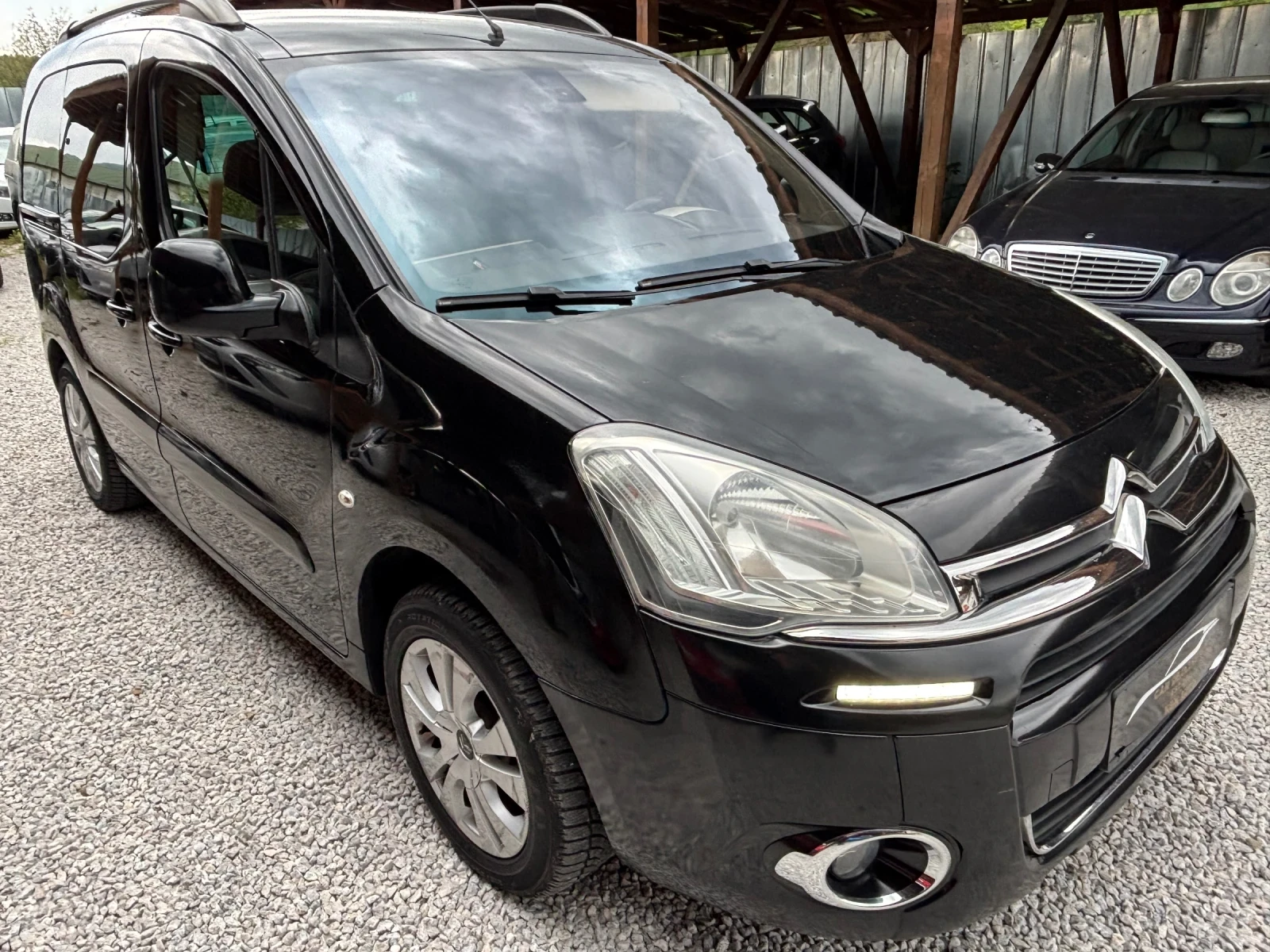 Citroen Berlingo 1.6 HDI FACE / EXECUTIVE, снимка 5 - Автомобили и джипове - 54582718