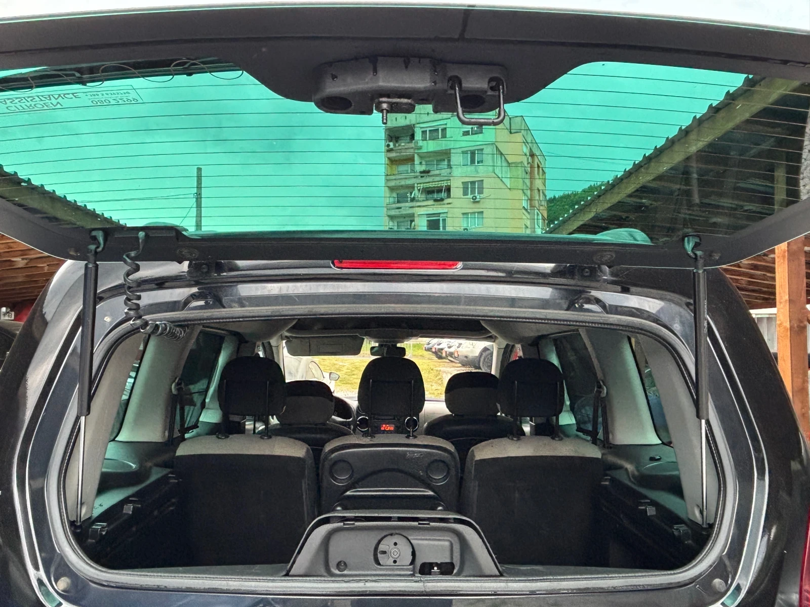 Citroen Berlingo 1.6 HDI FACE / EXECUTIVE, снимка 6 - Автомобили и джипове - 54582718
