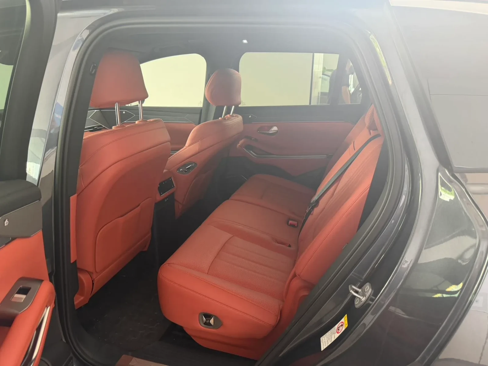 BYD Tang L AWD Flagship 6+ 1 ��� �-�� ������  | Mobile.bg � ����������� 8