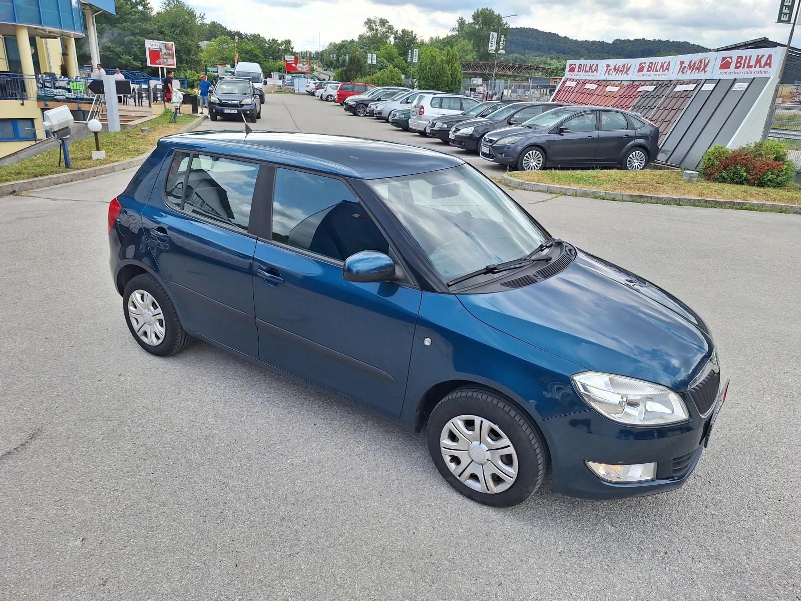 Skoda Fabia 1.2i, снимка 12 - Автомобили и джипове - 55219647