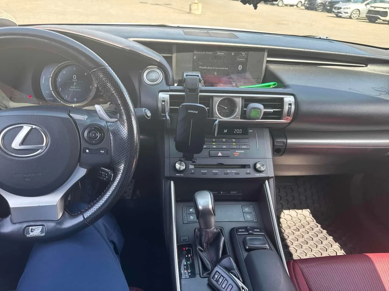 Lexus IS 300 * 4dr Sdn AWD * CARFAX * ОПЦИЯ ЗА ФИНАНСИРАНЕ, снимка 9 - Автомобили и джипове - 55591652
