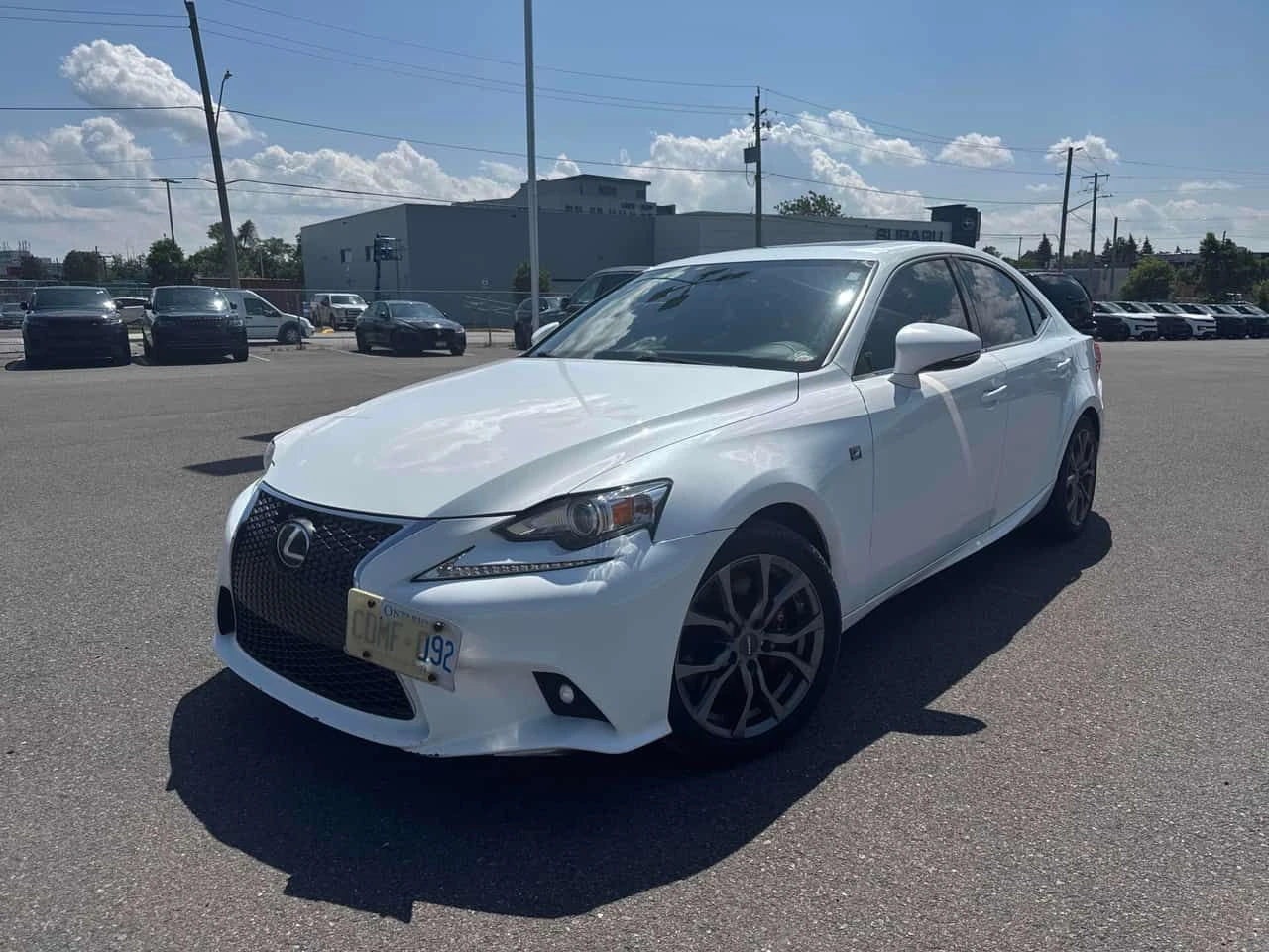 Lexus IS 300 * 4dr Sdn AWD * CARFAX * ОПЦИЯ ЗА ФИНАНСИРАНЕ