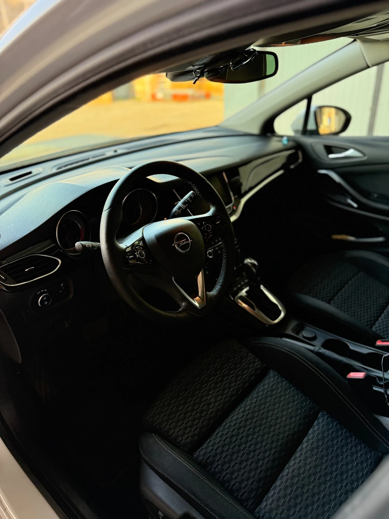 Opel Astra, снимка 10 - Автомобили и джипове - 55772218