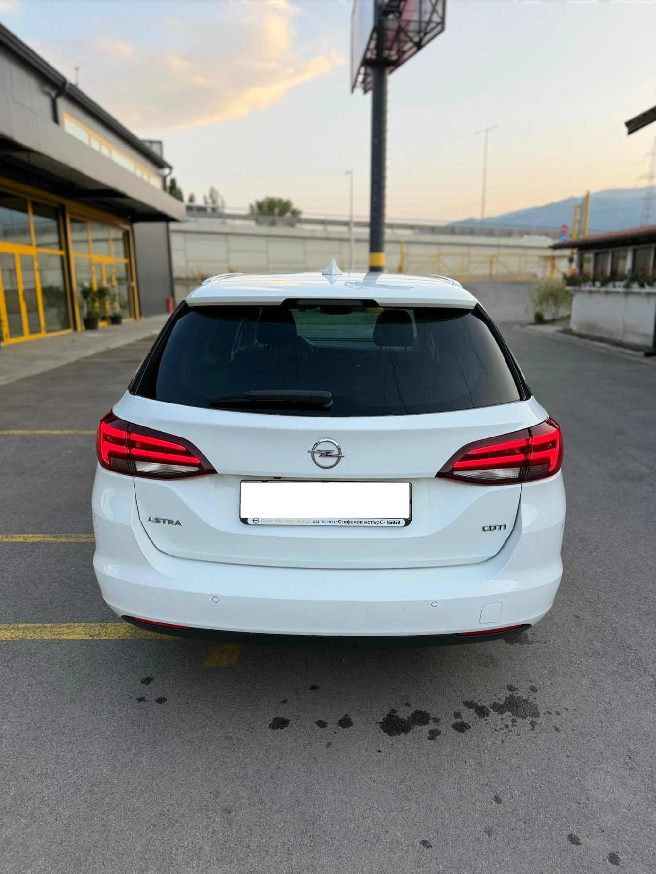 Opel Astra, снимка 7 - Автомобили и джипове - 55772218