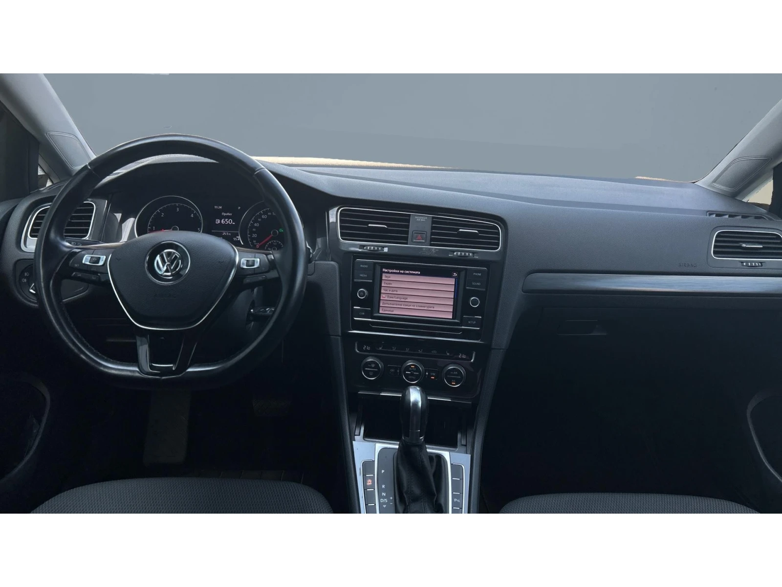 VW Golf 1.6 TDi A/T, Месечна вноска от 199  , снимка 13 - Автомобили и джипове - 55970184
