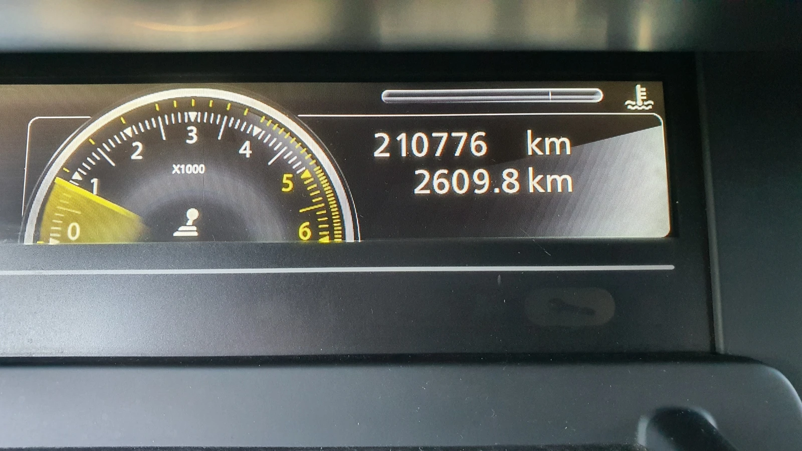 Renault Grand scenic 1.6 dci BOSE, снимка 12 - Автомобили и джипове - 56056464