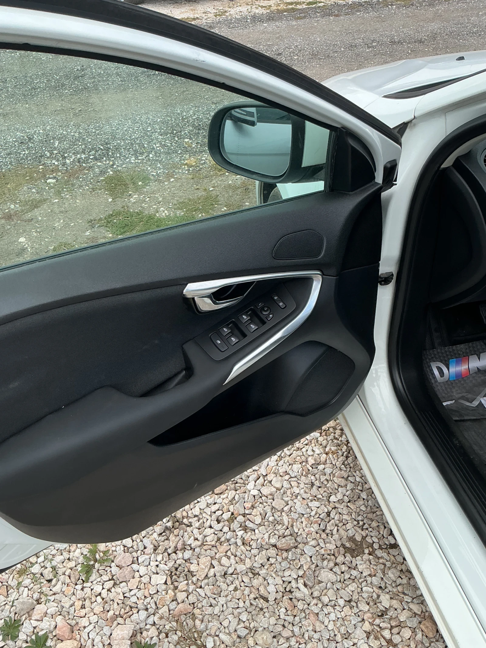 Volvo V40 1.6d | Mobile.bg � ����������� 9