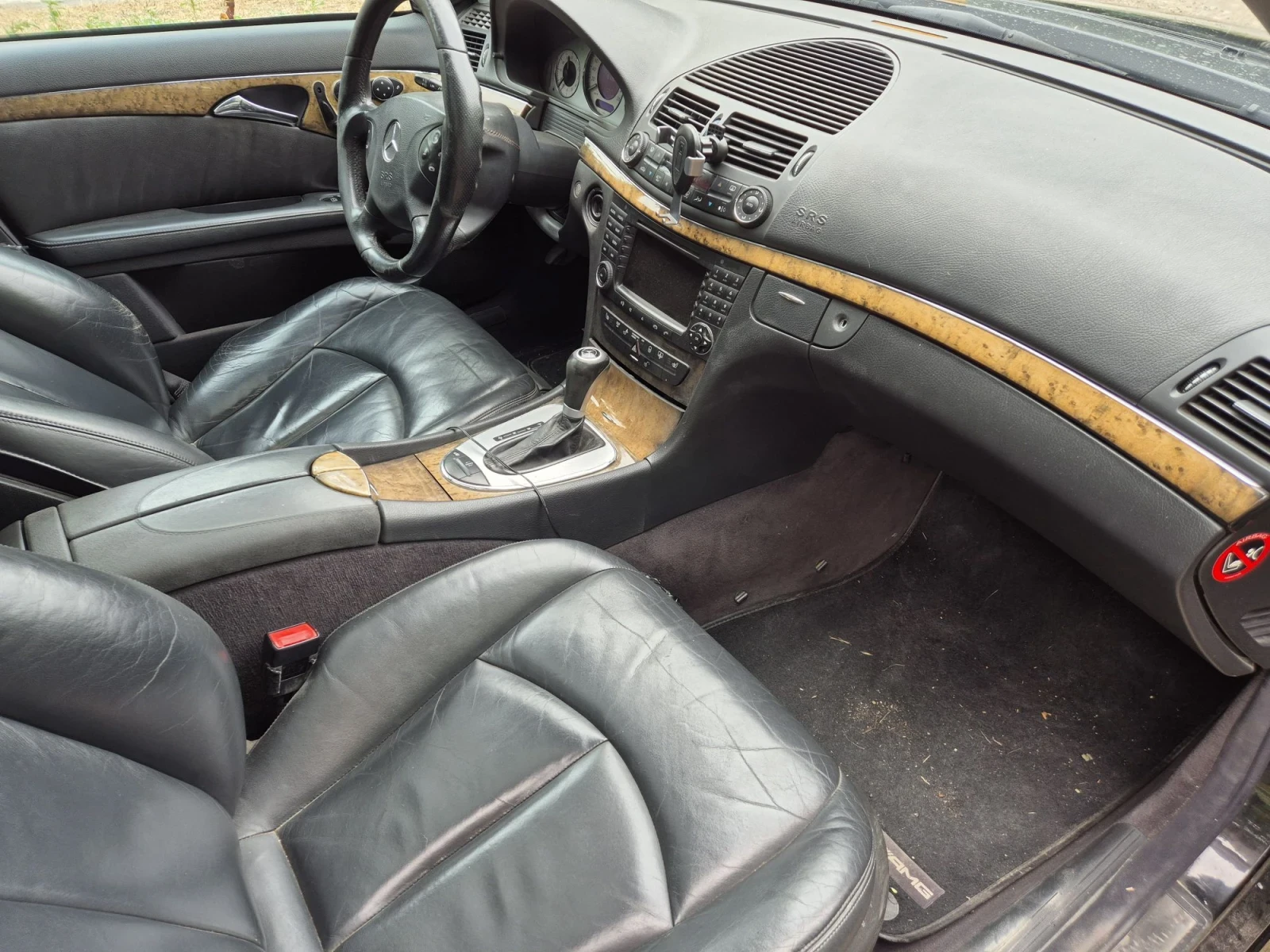 Mercedes-Benz E 500, снимка 6 - Автомобили и джипове - 56324368