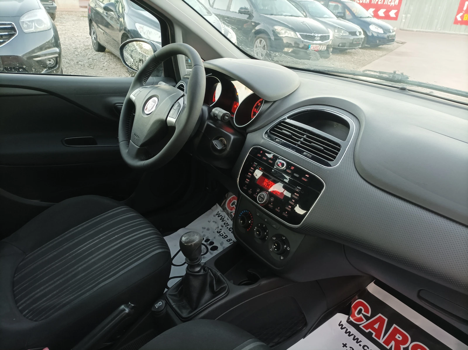 Fiat Punto 1.4 BENZIN/ ЛИЗИНГ , снимка 10 - Автомобили и джипове - 56349427