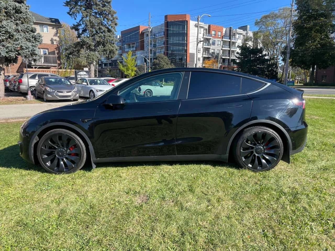 Tesla Model Y Performance * ���������� ��� ������������ ������*  | Mobile.bg � ����������� 2