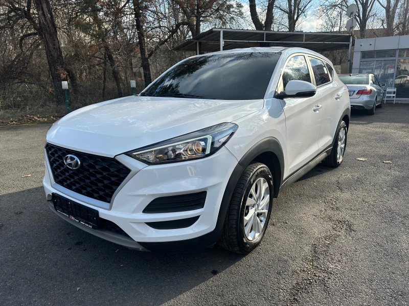 Hyundai Tucson 2.0 CRDI 4 WD , снимка 2 - Автомобили и джипове - 48965563